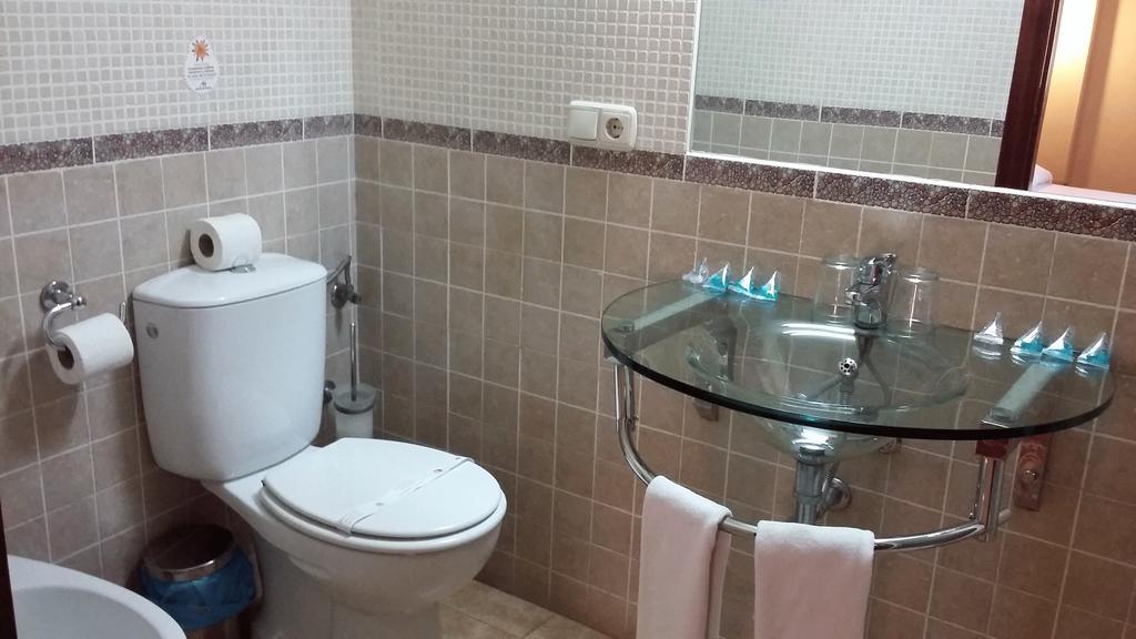 Hotel Marina Huelva Eksteriør bilde